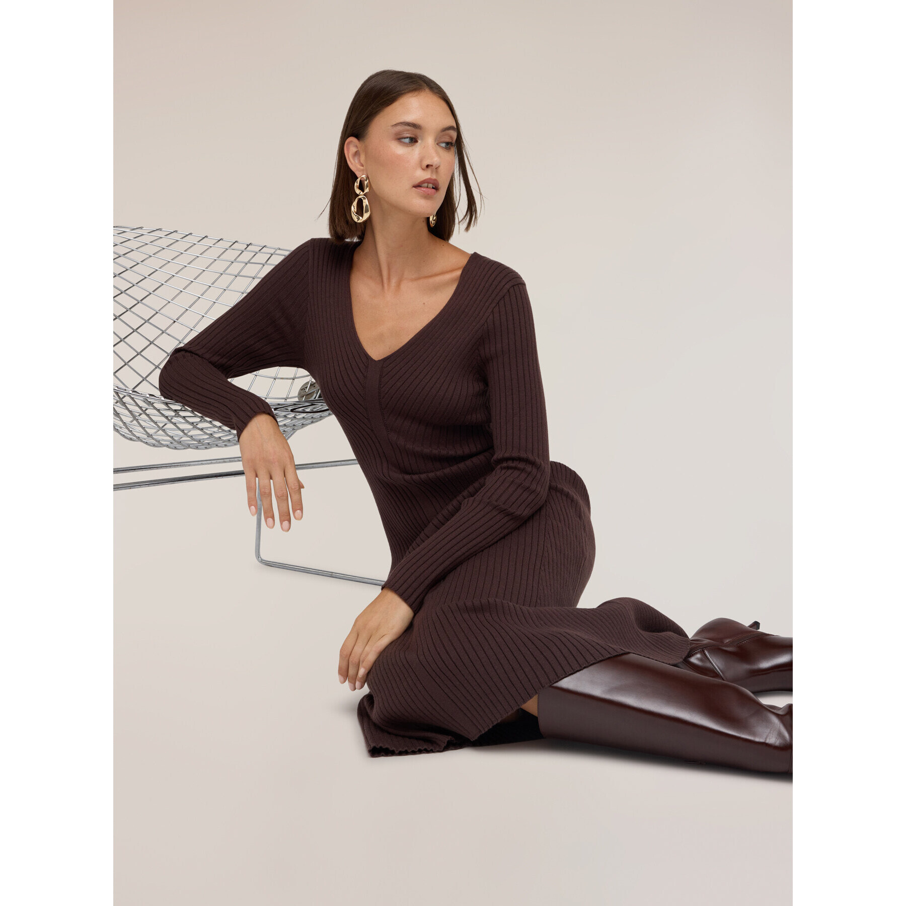 Motivi - Vestito flare in maglia a costine - Marrone