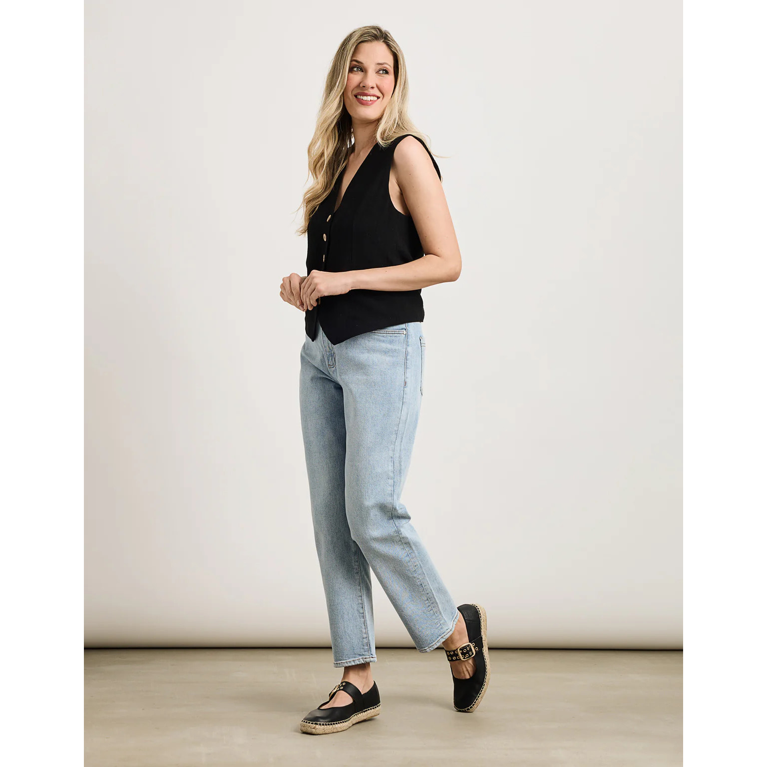 Top Chaleco Negro - Chai