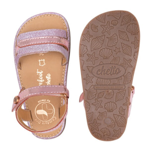 SANDALIA BAREFOOT PIEL CHETTO TIRAS METALIZADAS ROSA