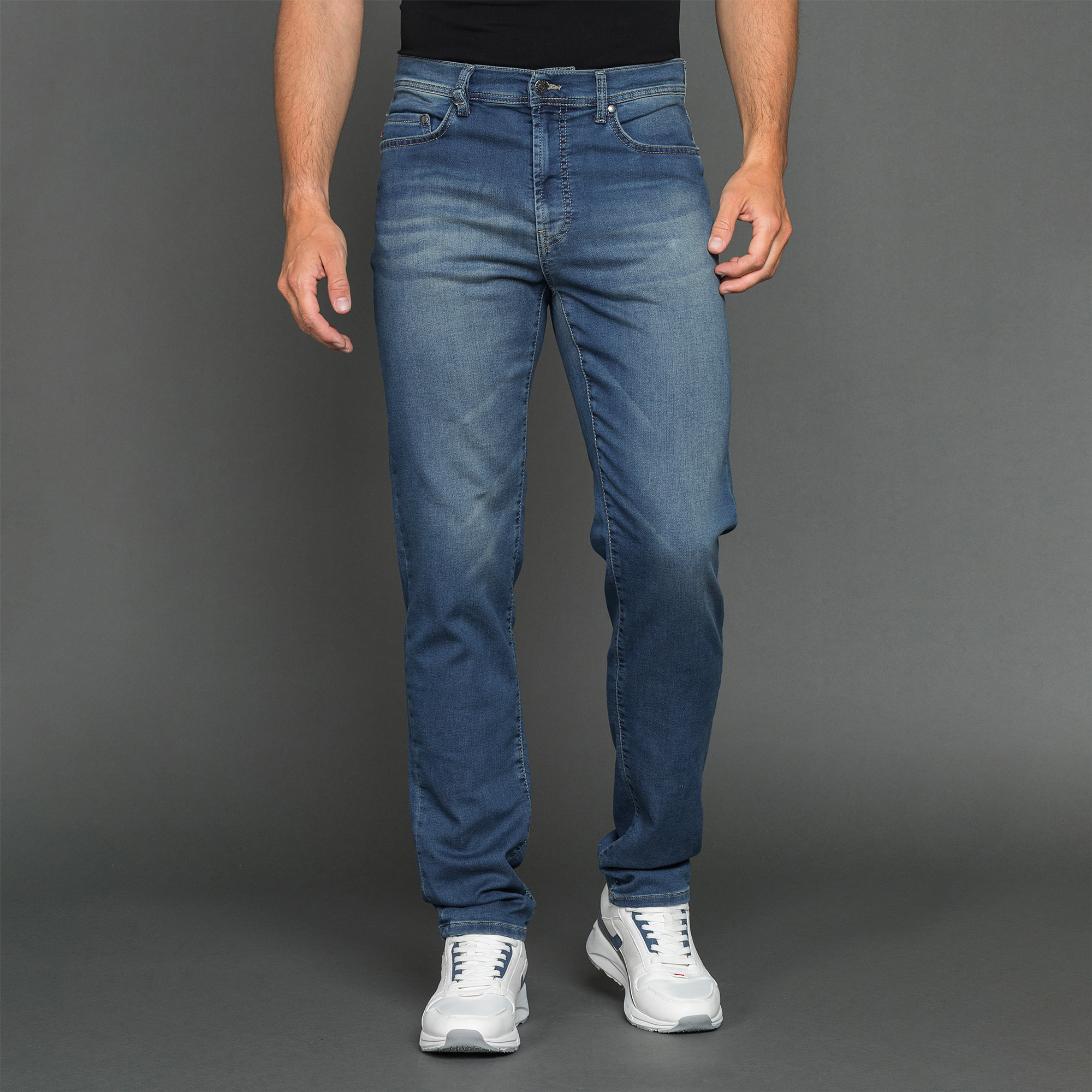 JEANS PASSPORT DA UOMO IN TESSUTO DENIM PLAY DA 10 oz.