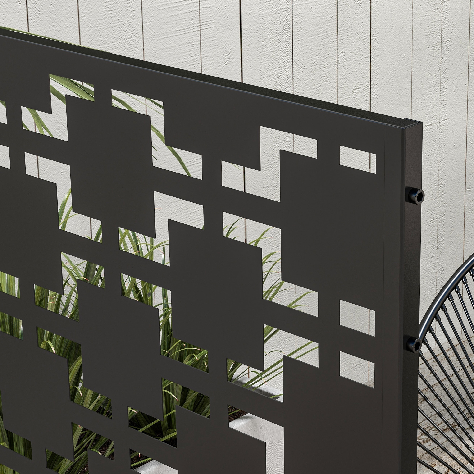 Panneau extérieur décoratif motif géométrique ajouré métal noir