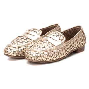 Zapato mocasín de piel oro