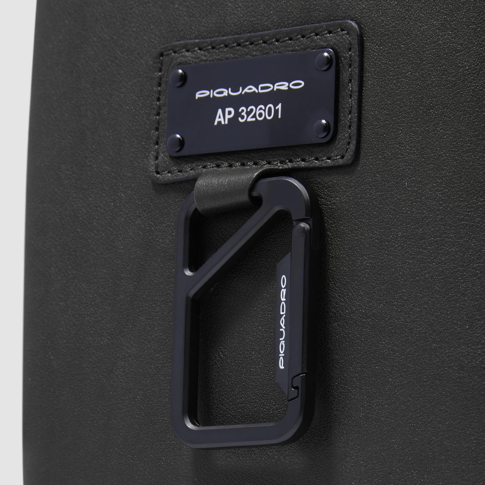 Piquadro Zaino uomo sottile porta pc 14", espandibile