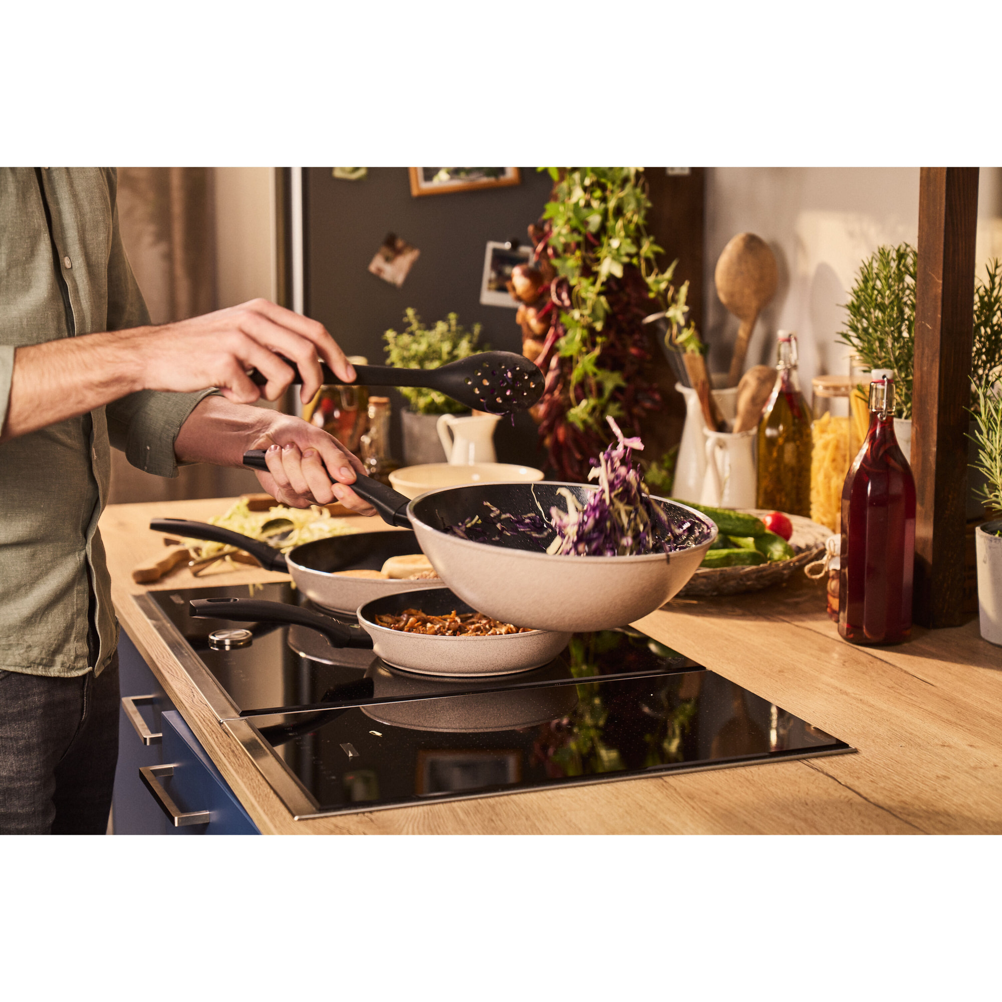Wok BALLARINI Ledro 28 cm, Aluminium, Revêtement Céramique, Sable