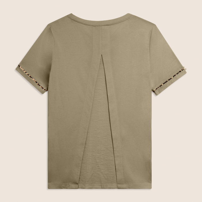 T-shirt con inserto crinkle sul retro e dettagli animalier