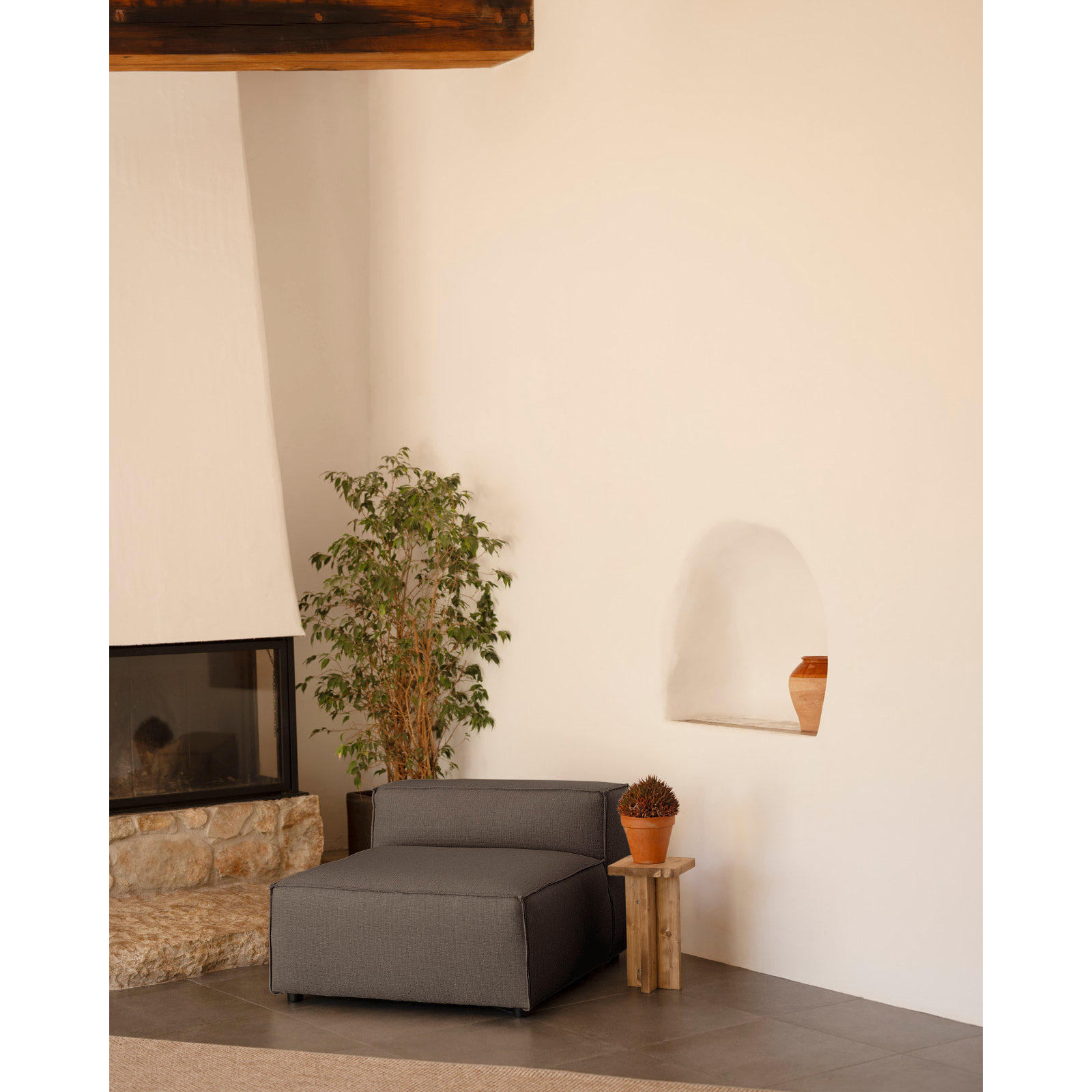 Fauteuil couleur gris foncé de 110x90cm Hauteur: 70 Longueur: 110 Largeur: 90