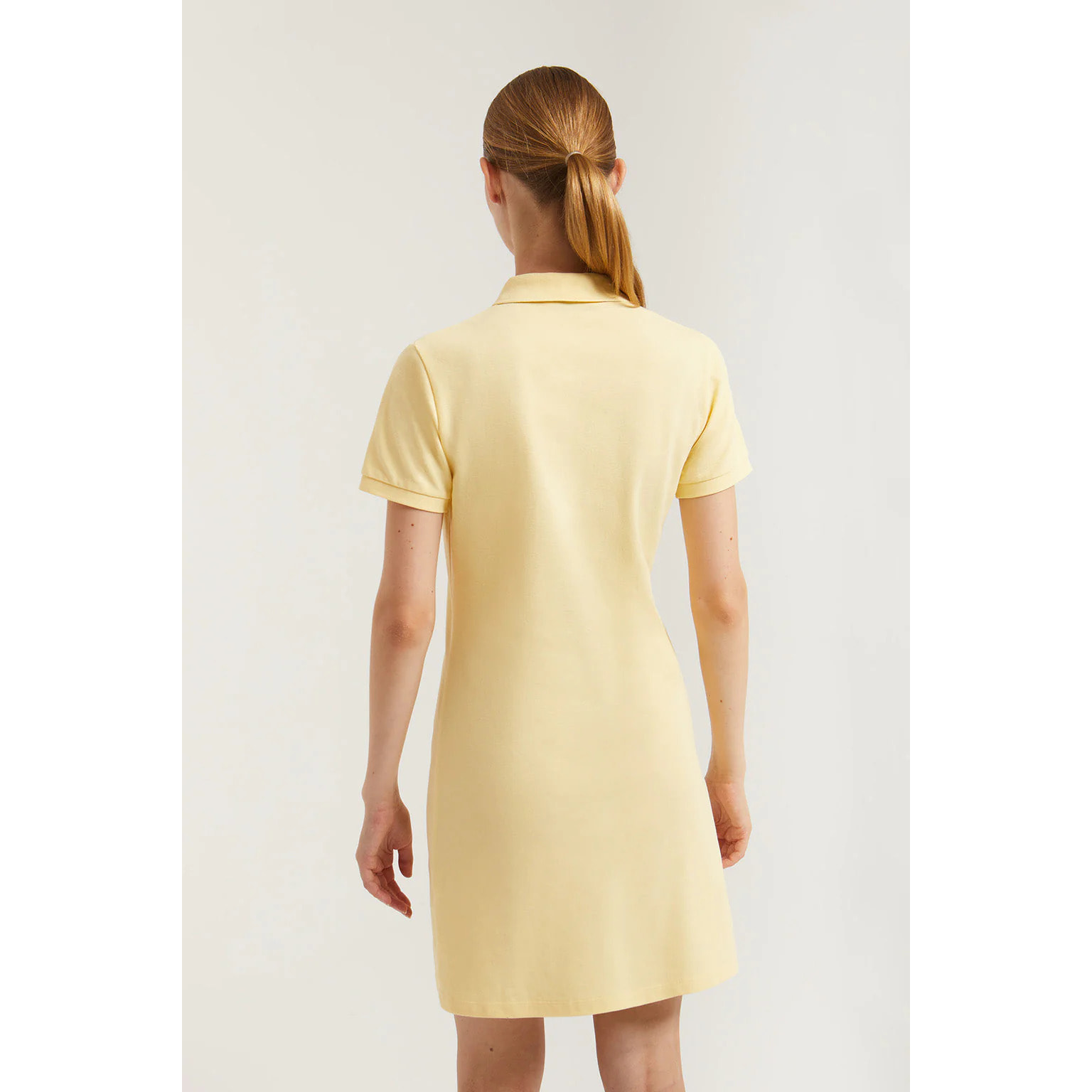 Vestido polero manga corta amarillo con bordado Rigby Go