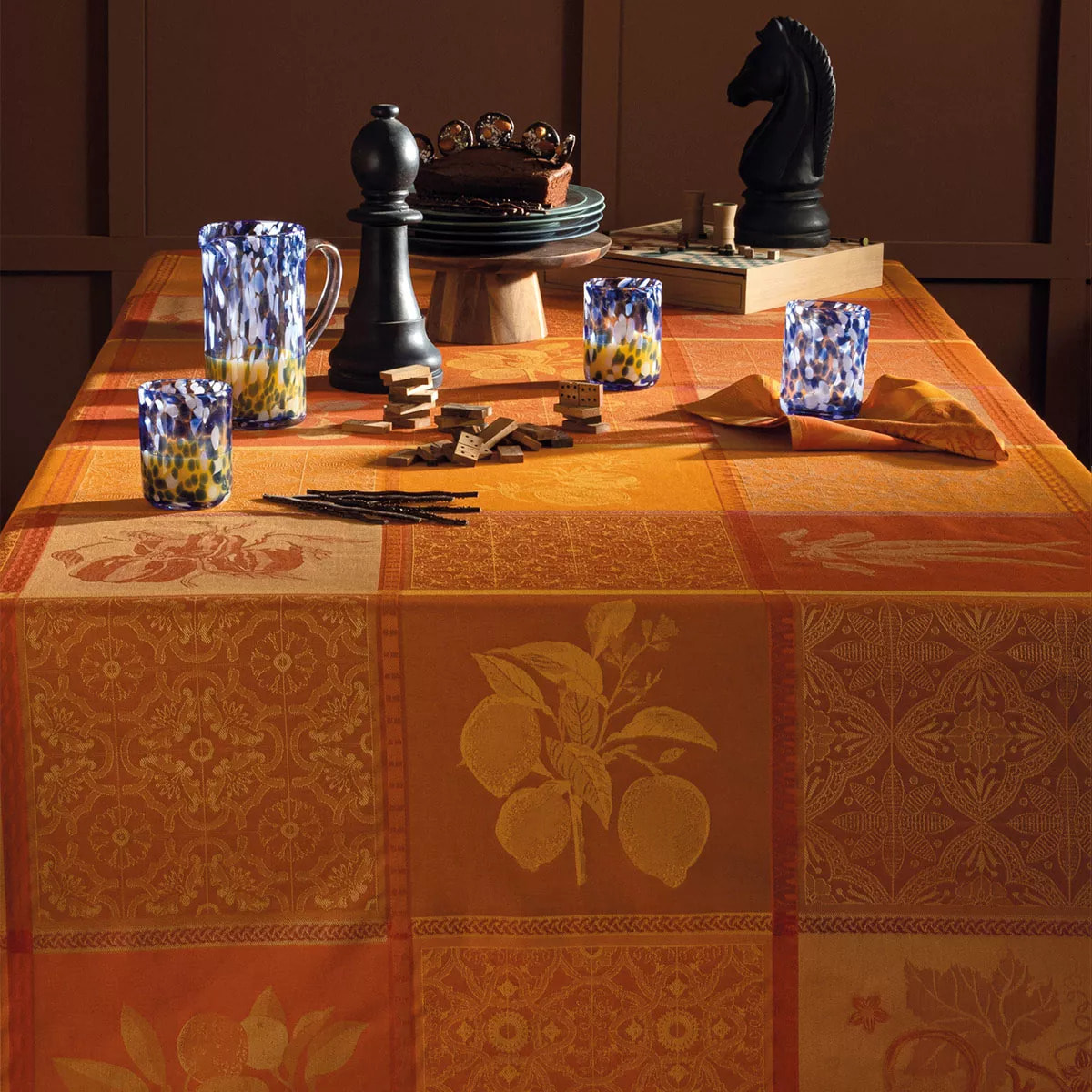 Nappe pur coton enduit motif jacquard jaune orange Mille tutti frutti ocre