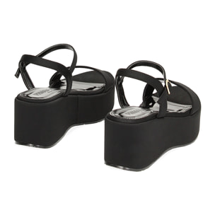 Cuñas negras en lycra