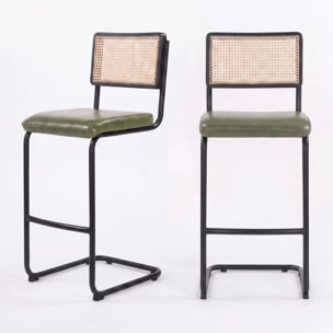 Lot de 2 chaises de bar 76 cm en cannage et cuir vert - Léandre
