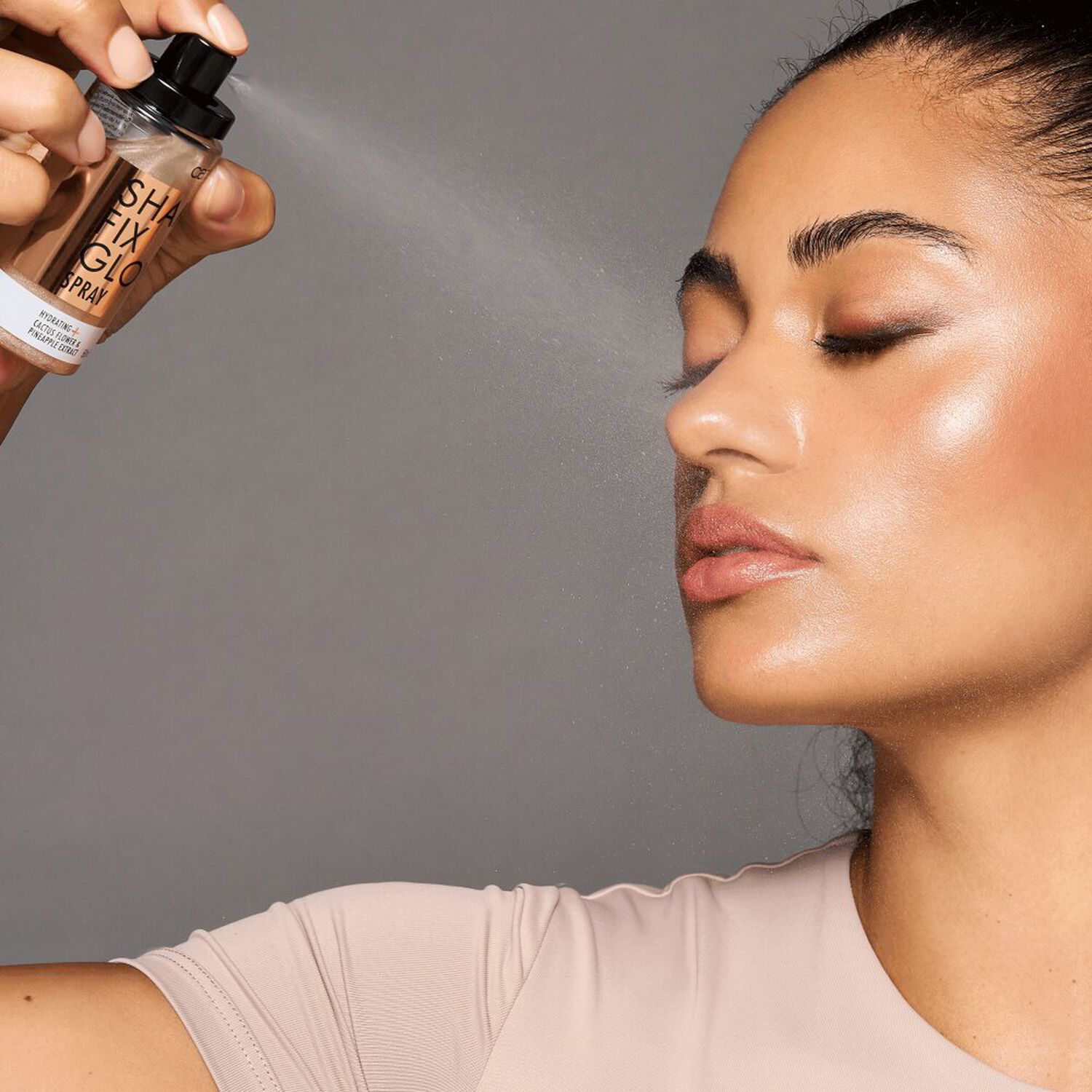 Shake Fix Glow Spray - Spray Fixateur Éclat