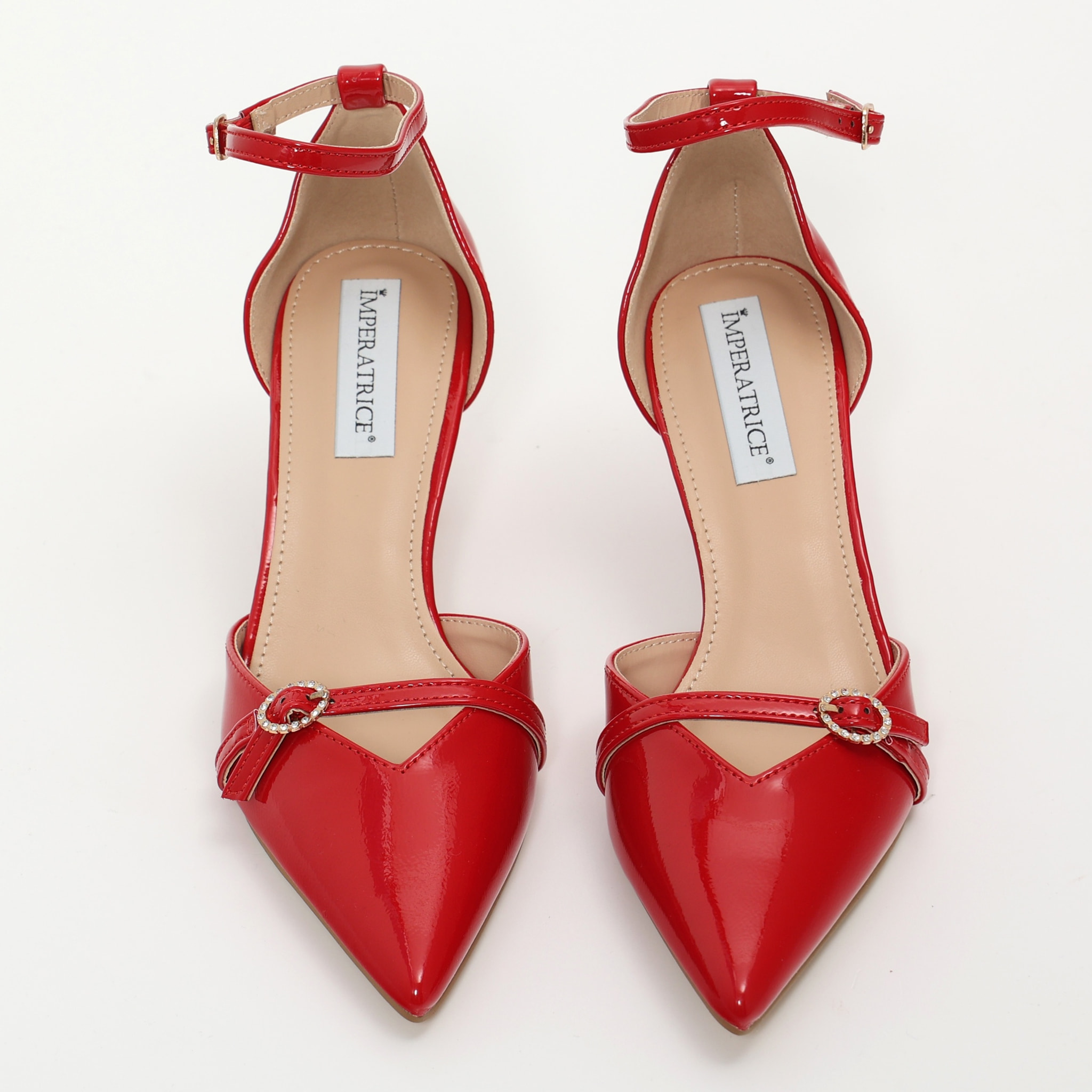 Sandali in simil pelle verniciata con tacco a rocchetto