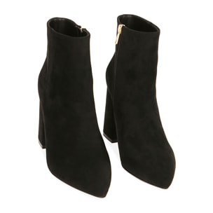 Botines negros de microfibra, tacón 9 cm.
