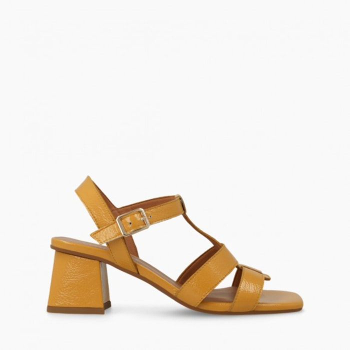 SANDALIAS AMARILLAS MIL5214-GO