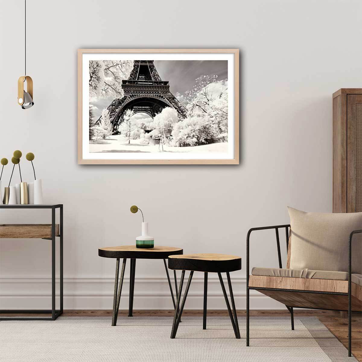 Affiche paris winter white la tour eiffel Affiche + cadre en bois - Chêne