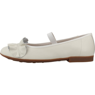 Zapatos Niña de la marca GEOX  modelo JR PLIE BLANCO