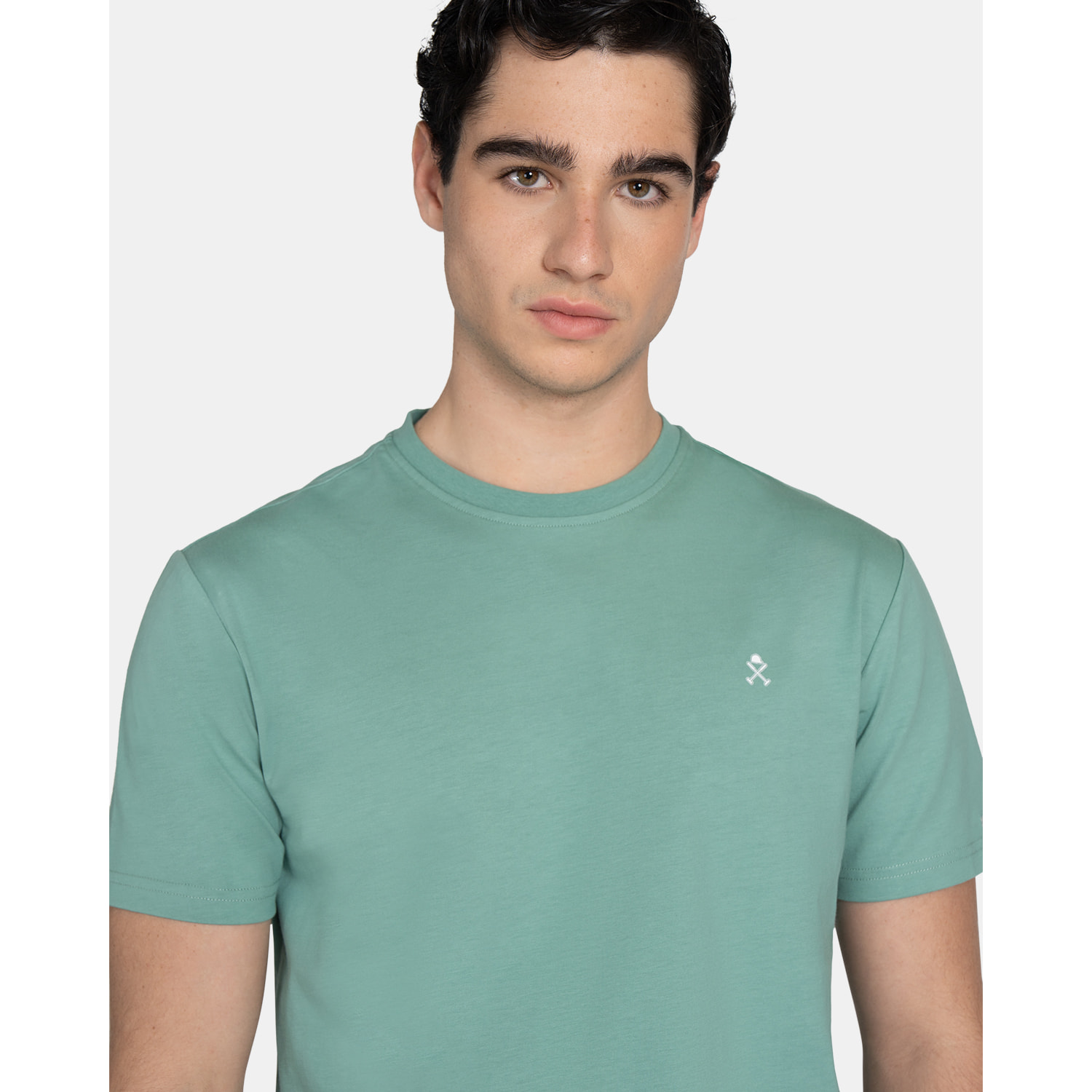 CAMISETA RETRO PRINT LOGO