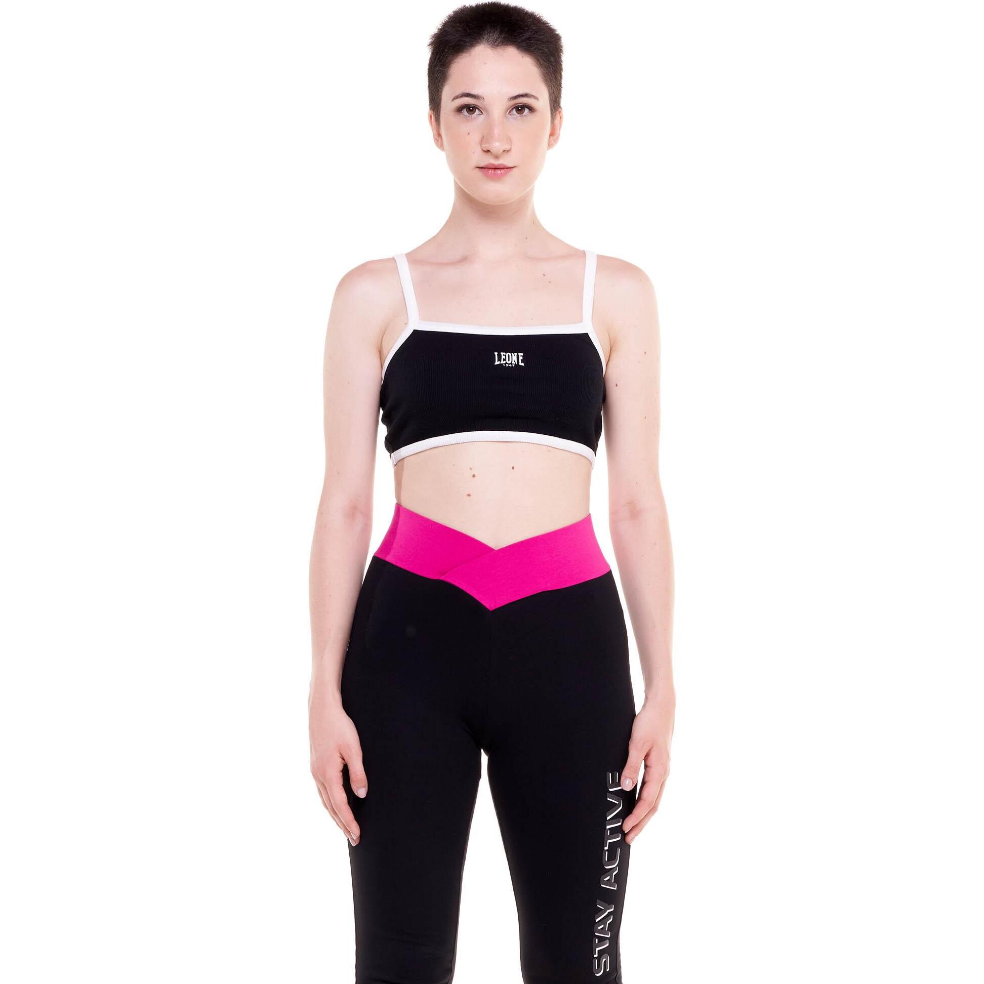 Top de mujer blanco y negro.