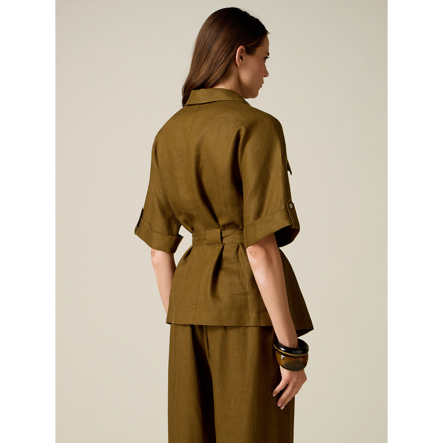Oltre - Camicia in lino con cintura e taschini - Verde militare
