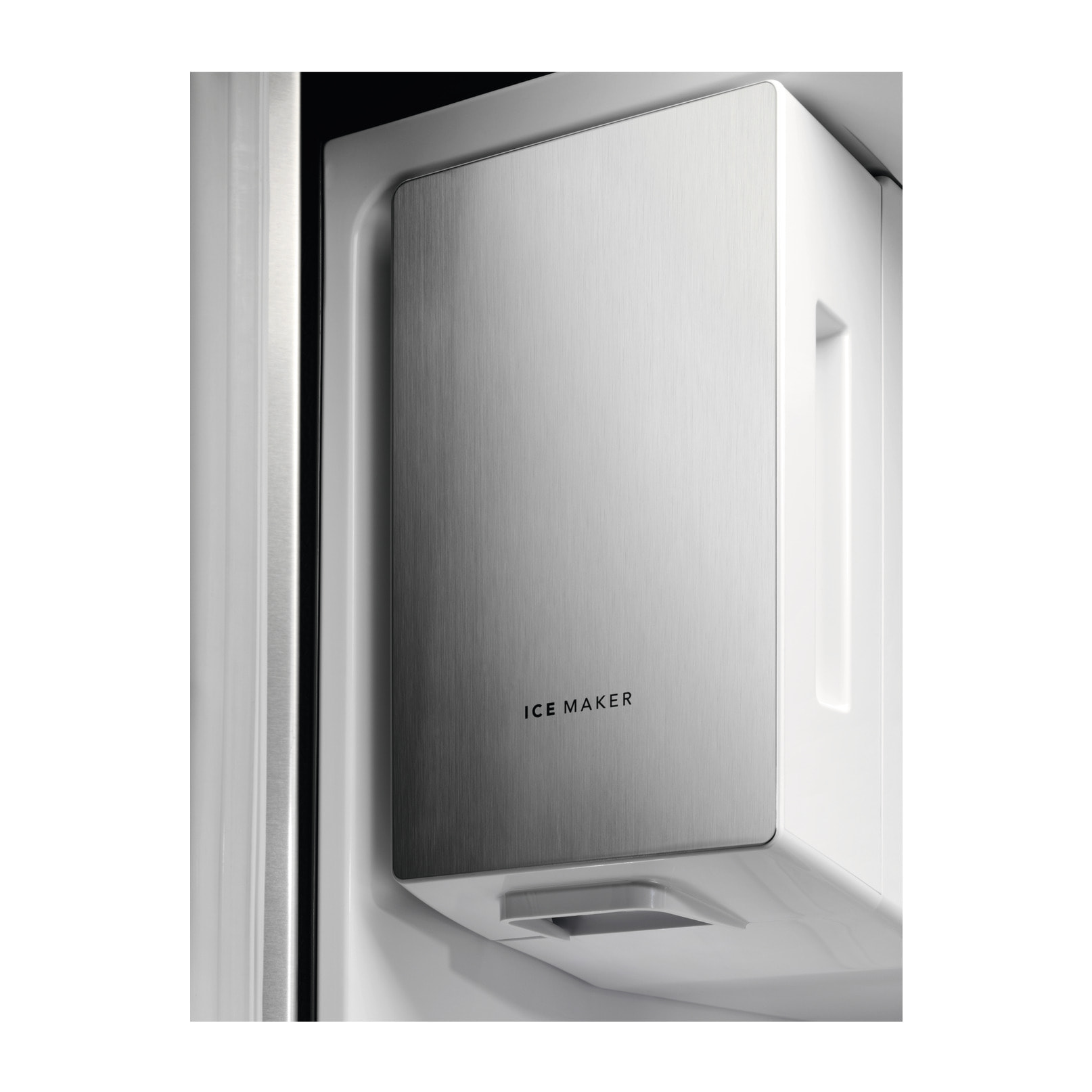 AEG Frigorífico americano Multi Door de libre instalación Serie 9000 Inox Antihuellas de 178,1 cm RMB954E9VX | Reacondicionado