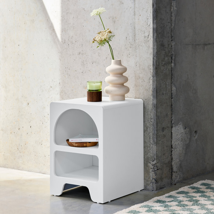 Table de chevet organique effet bois blanc. plusieurs niches 2 compartiments de rangement
