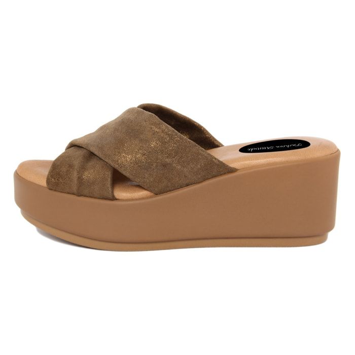 SANDALO IN PELLE MADE IN ITALY FASHION ATTITUDE COLORE COLORE Dorato