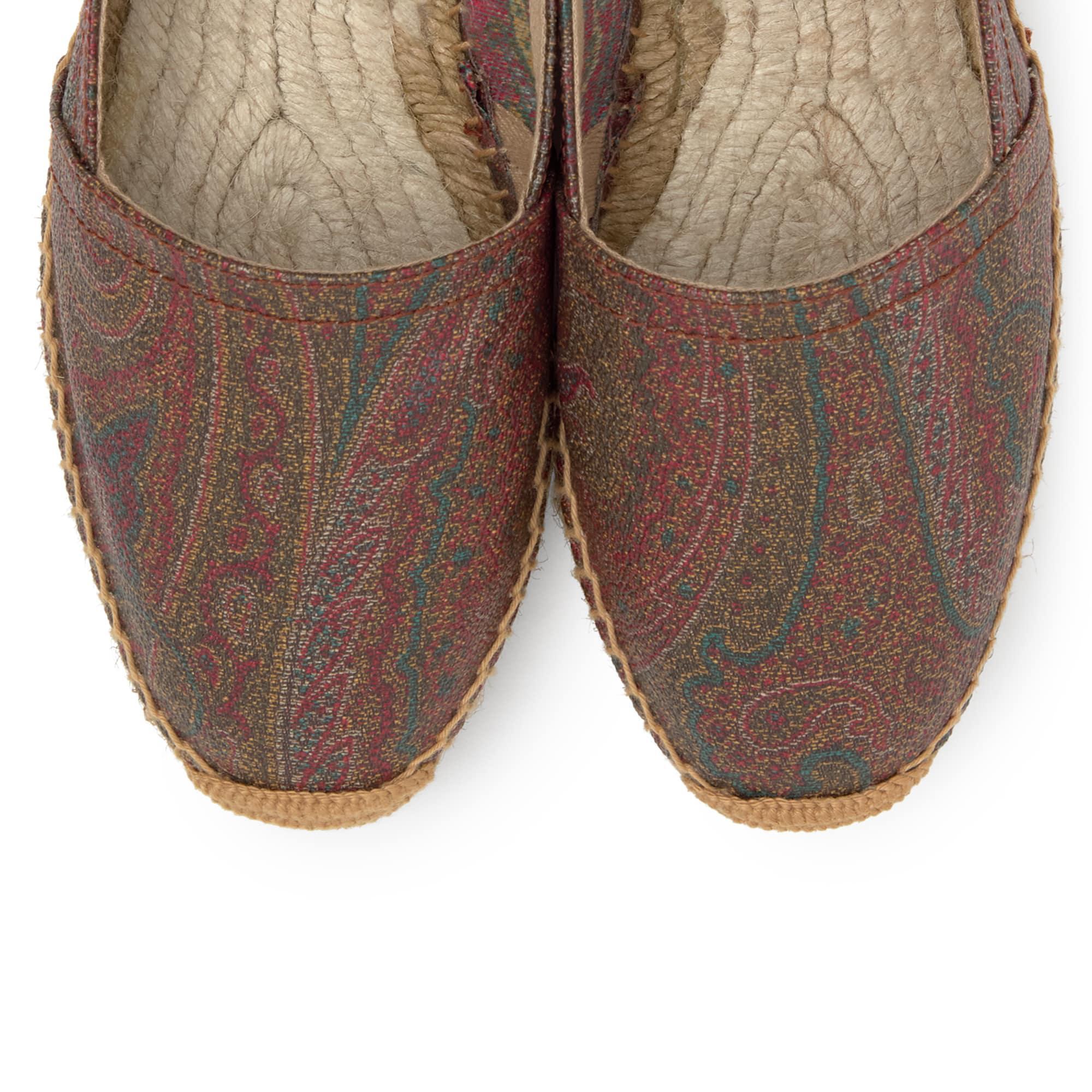 Alpargata plana Kenda en el icónico tejido jacquard by ETRO