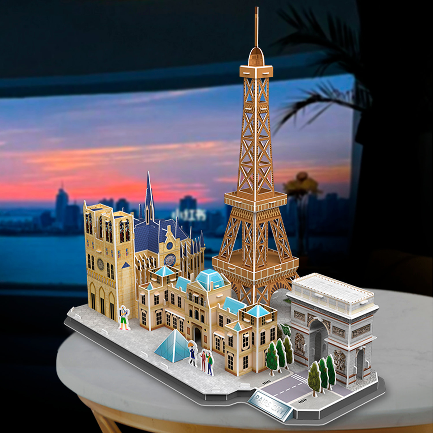 Puzzle 3D in cartone della città di Parigi con luci LED. 104 pezzi.