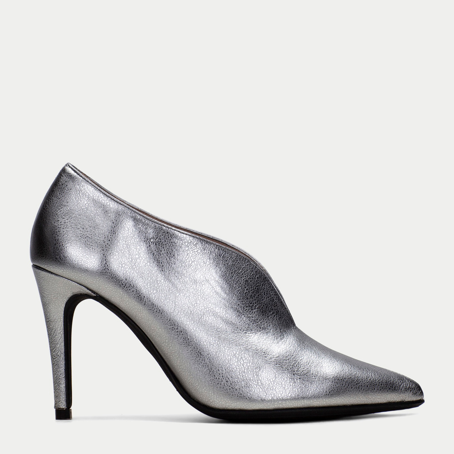 Abotinado Samanta Plomo 9 cm