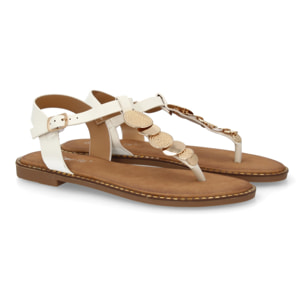 Sandalia de dedo con decoracion en el empeine