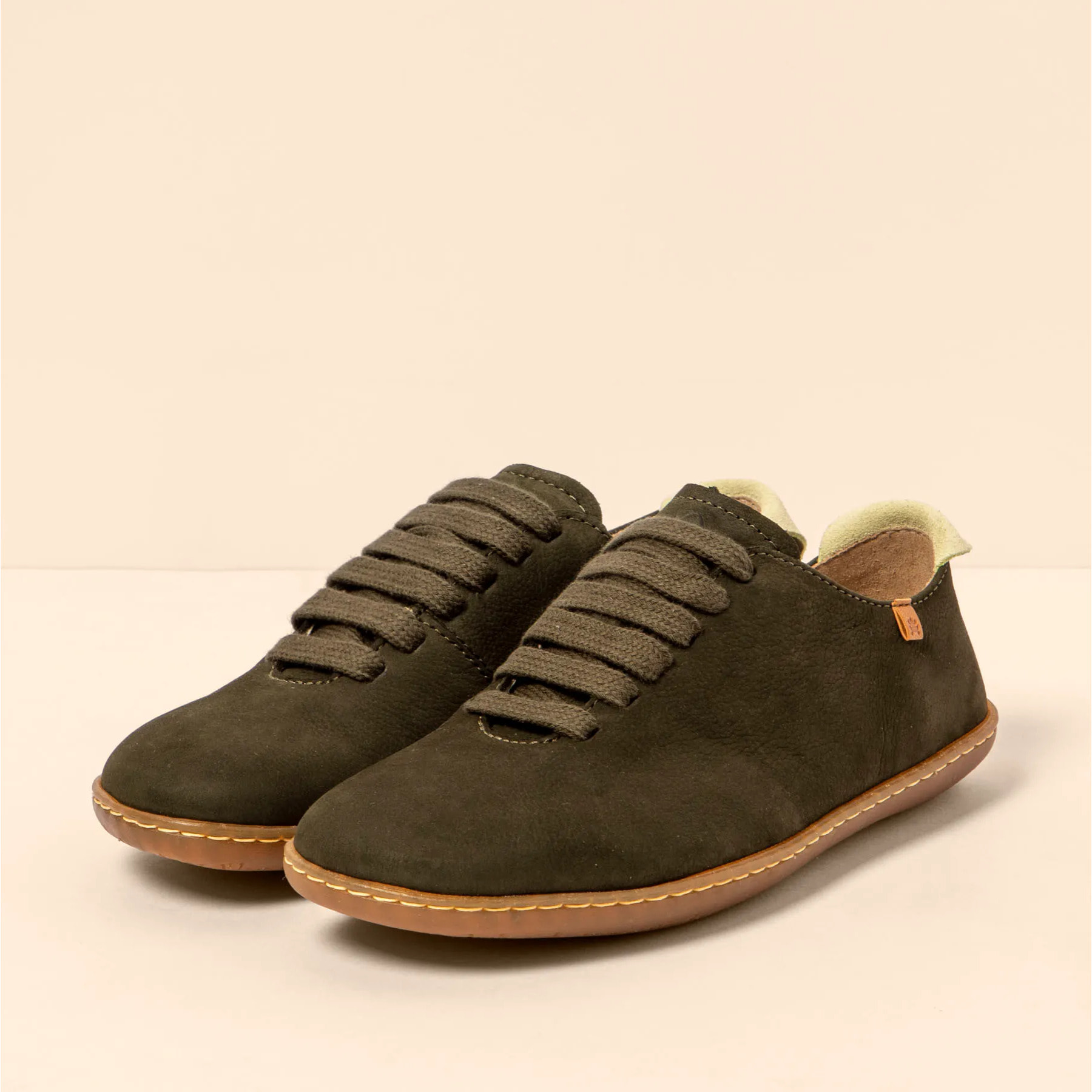 Zapatillas N296 NOBUCK LAVADO KAKI/EL VIAJERO color Kaki