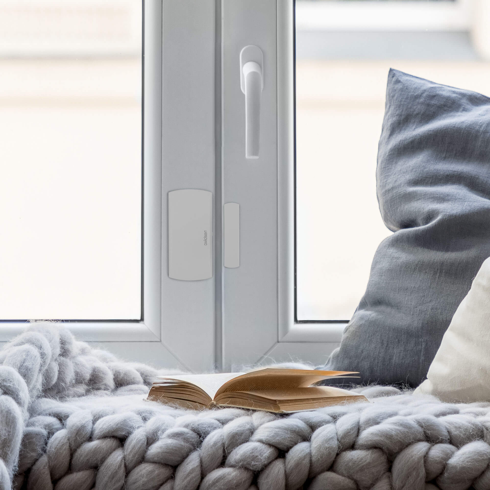 Kit de protection alarme connectée sans fil détecteurs mouvement/ouverture HomeSecure - Avidsen - 127055