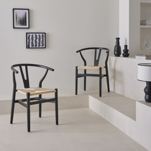 Lot de deux chaises vintage noires en bois d'hévéa avec assise en cordes et dossier arrondi