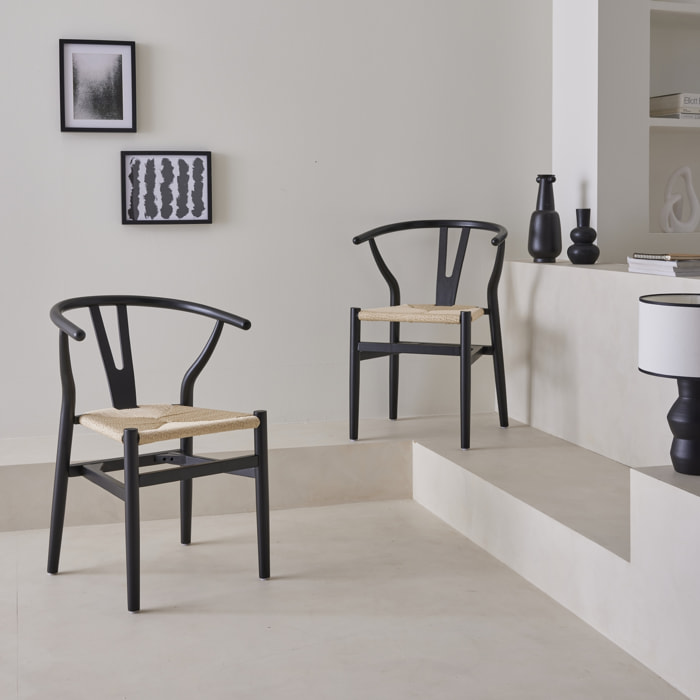 Lot de deux chaises vintage noires en bois d'hévéa avec assise en cordes et dossier arrondi