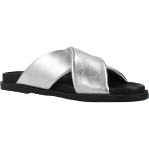 Sandalias Mujer de la marca GEOX  modelo D ADELASH PLATA