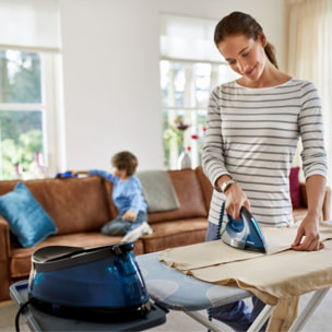 Centrale vapeur PHILIPS GC7846/80 bleu 1,5L