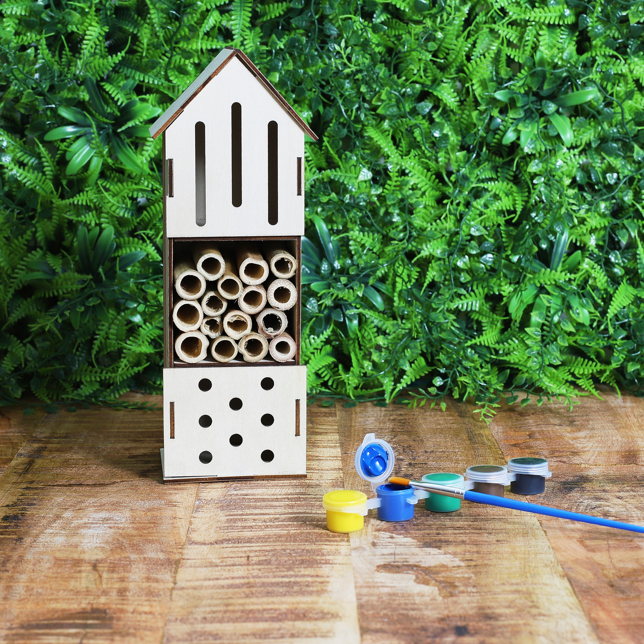 MAISON A INSECTES A MONTER SOI MEME H23.5CM