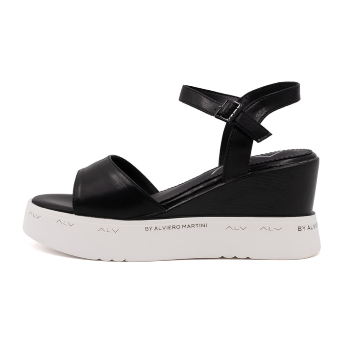 ALV by Alviero Martini Sandali