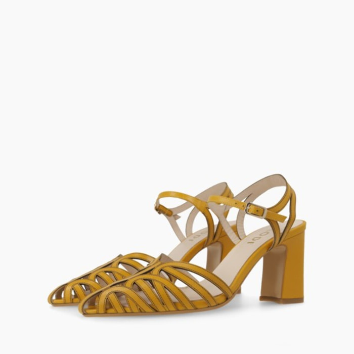 SANDALIAS AMARILLAS GIVI