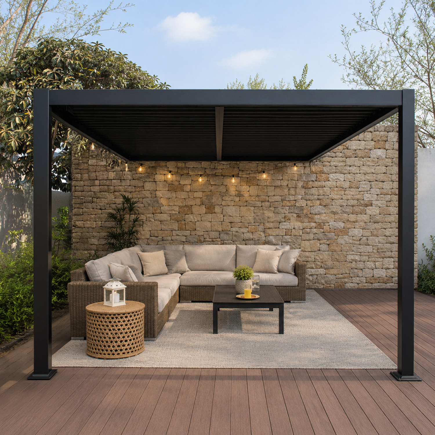Pergola bioclimatique 4x3m adossée en aluminium noir PANAGIA