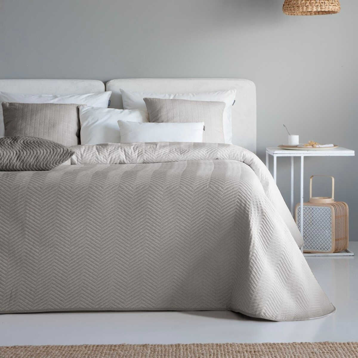 COLCHA JACQUARD LAVENZA BEIG