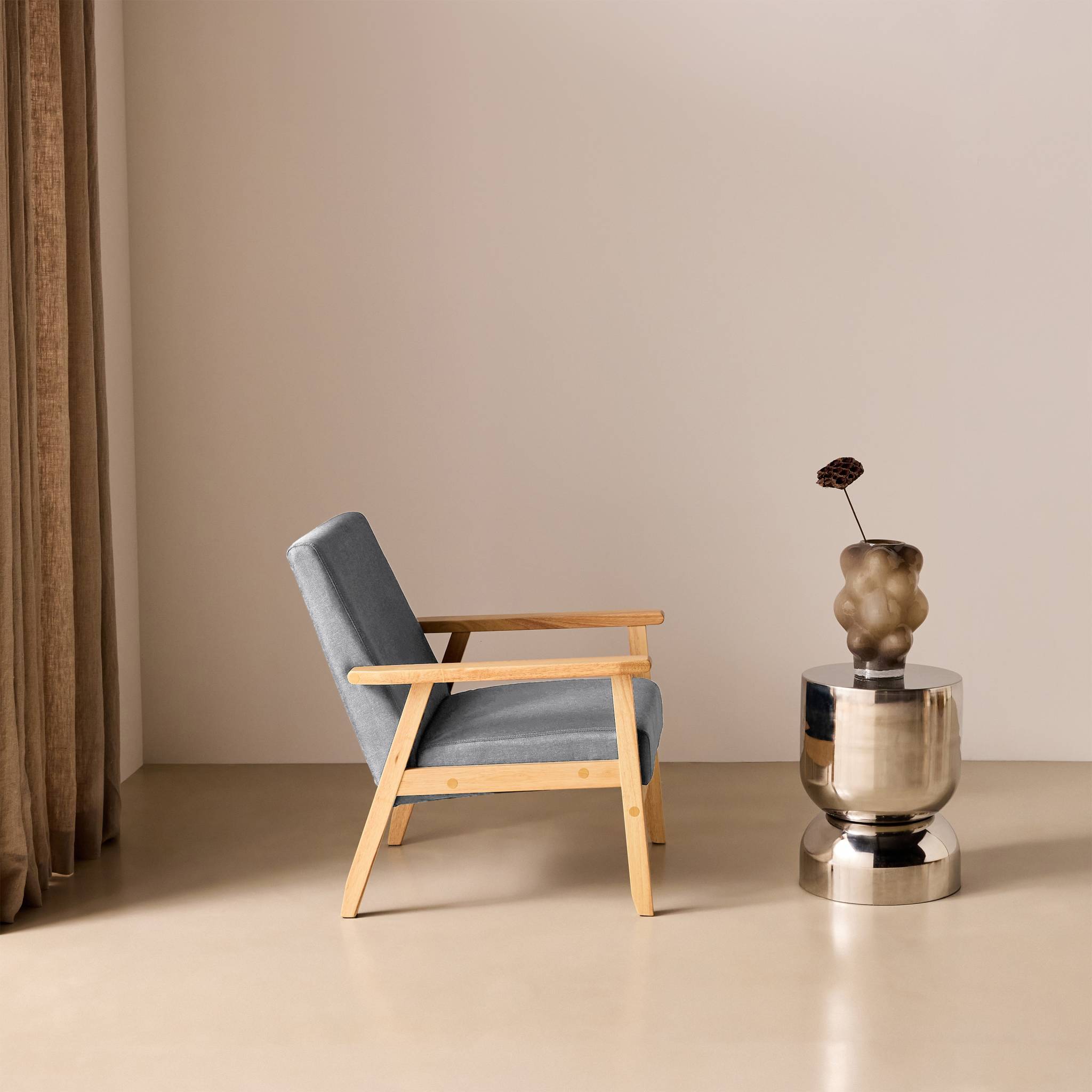 Fauteuil scandinave bois de peuplier, d'hévéa et tissu ISAK