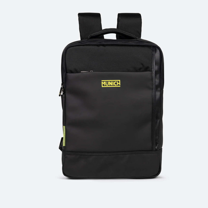 Mochila Negra de Gran Capacidad con Compartimento para Botella JUNGLE BACKPACK SQUARE