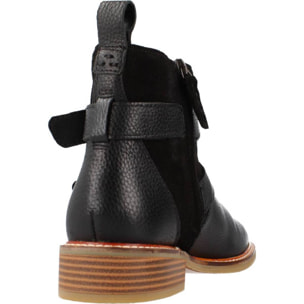 Botines Mujer de la marca CLARKS  modelo COLOGNE BUCKLE Black