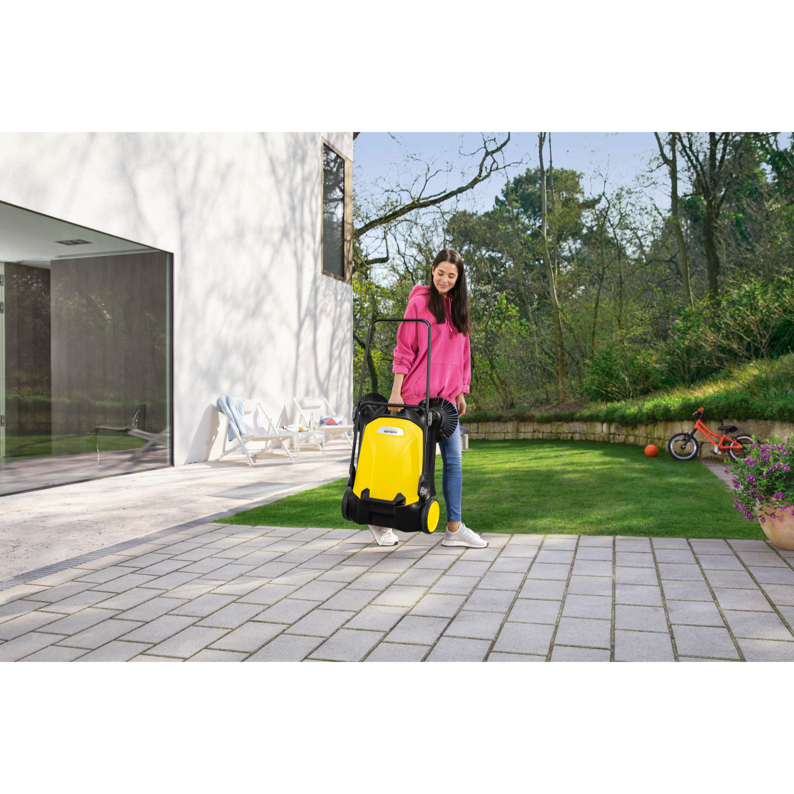 Balayeuse mécanique Karcher S 4 Twin - 2 brosses latérales