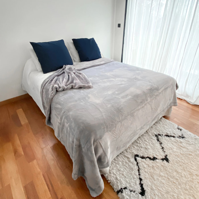 Couverture polaire - Cozy Gris Clair - 220x240cm - 760g/m²