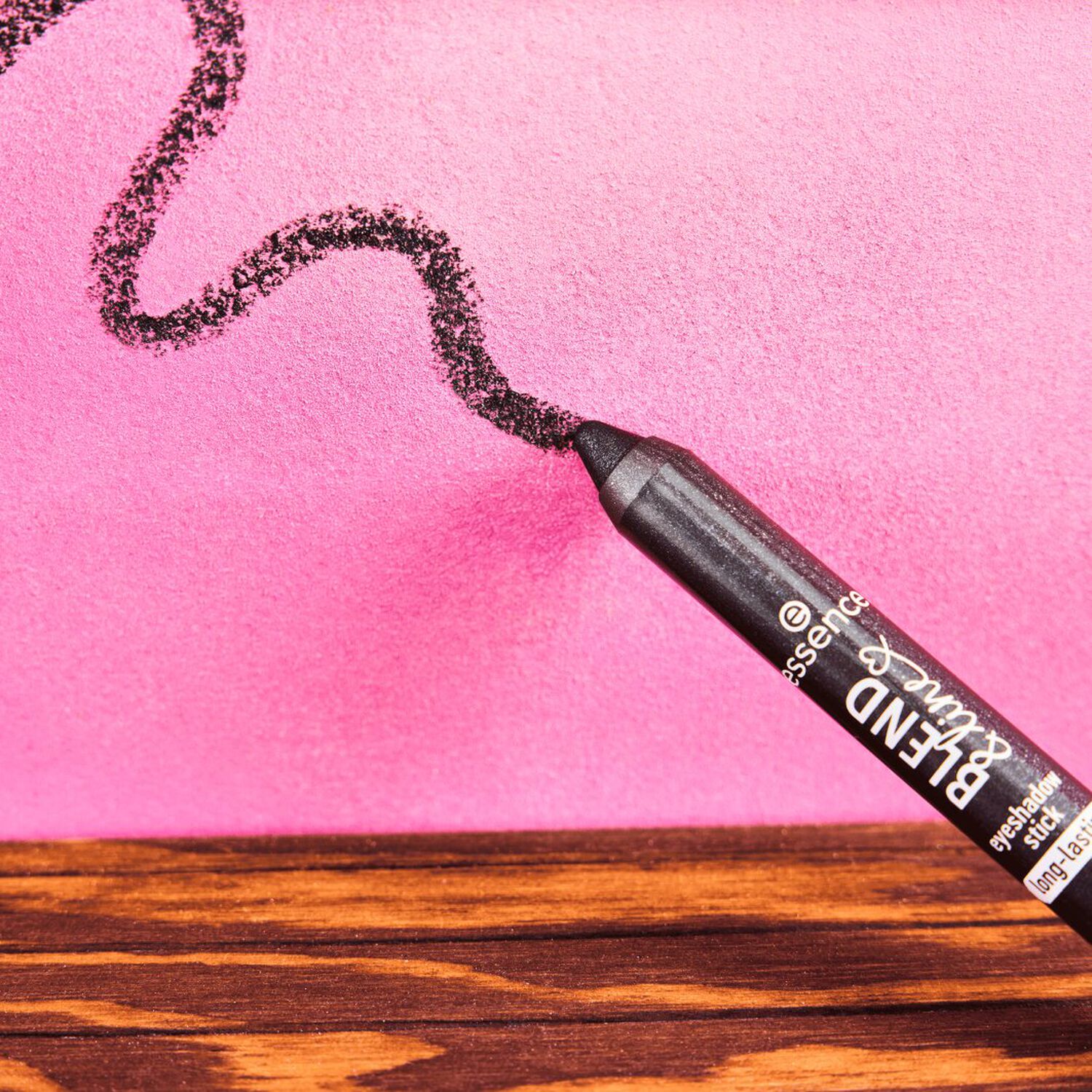 Blend & Line Eyeshadow - Crayon Fard à Paupières