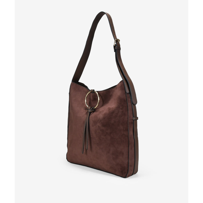 Bolso de hombro marrón en ante con argolla metálica