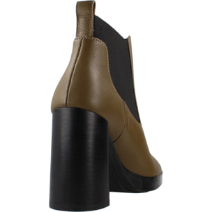 Botines Mujer de la marca GEOX  modelo D36VLE 046NH MARRON