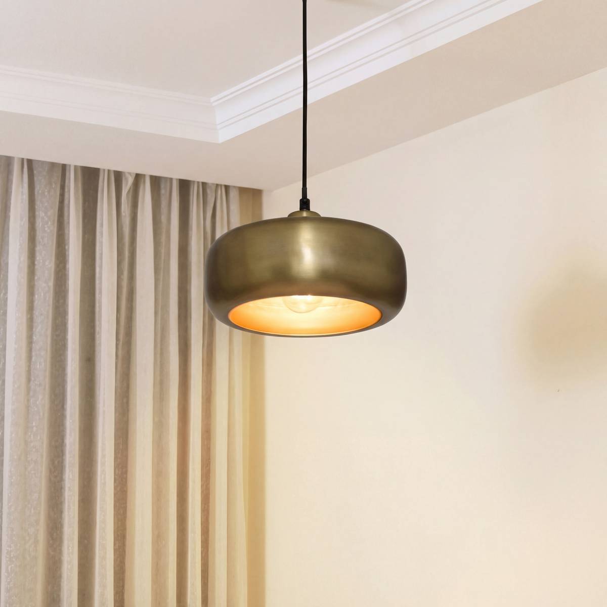 Suspension Gena ronde D.25,5cm doré